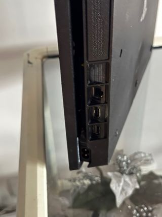 PS4 500GB Negra con Mando y Cables