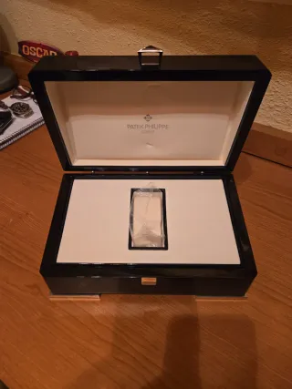 Caja Patek Philippe Marrón