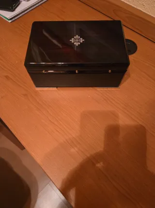 Caja Patek Philippe Marrón