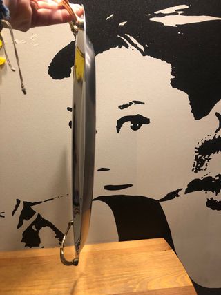 Vassoio acciaio inox con manici dorati