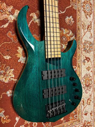 Bajo Marcus Miller Sire M2 Eléctrico