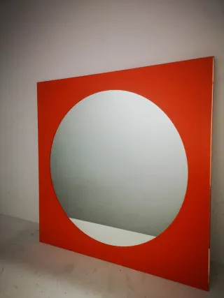 Espejo Cuadrado Naranja con Marco Circular