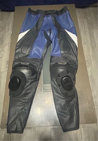 Mono de cuero para moto