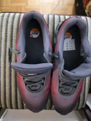 Zapatillas Nike Hombre Gris/Rojo