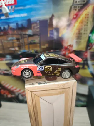 Porsche 911 GT3 Cup Scalextric 1:43 Carrera Go 1:4