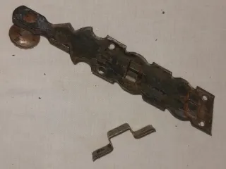 Pasador para puertas o ventanas