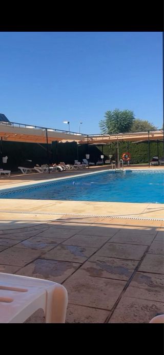 Casa en MONTEQUINTO con club social.