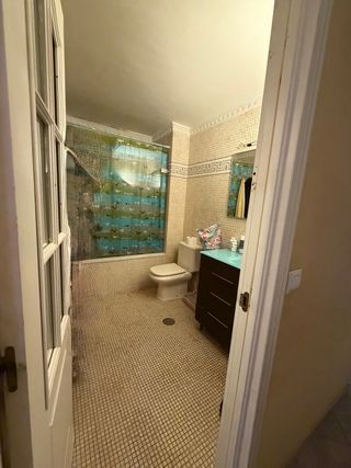 Casa en MONTEQUINTO con club social.