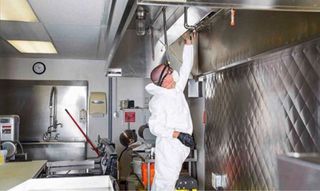 Servicio profesional limpieza campana extractora