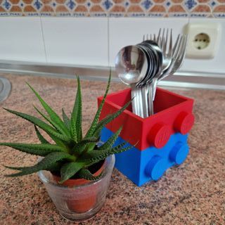 Portalápices Estilo LEGO Rojo y Azul