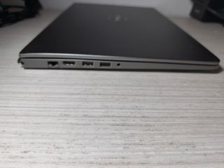 Portátil Dell Core i5 8GB RAM 240GB SSD