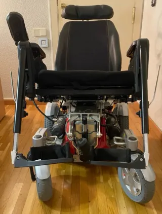 Silla de ruedas eléctrica nueva