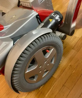 Silla de ruedas eléctrica nueva