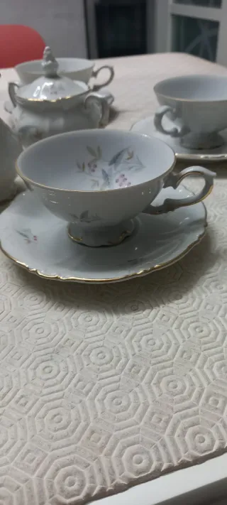 Servizio da tè in porcellana