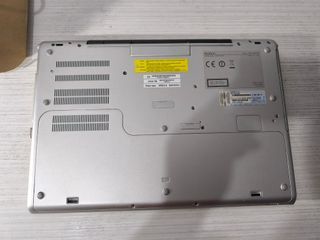 Portátil Sony Vaio i5 8GB RAM 120GB SSD W11