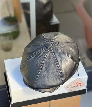 Boina de piel negra talla 61-62