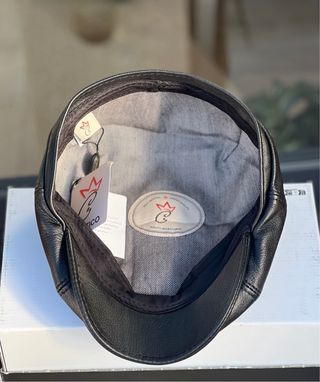 Boina de piel negra talla 61-62