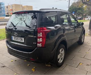 Mahindra XUV 500 2014