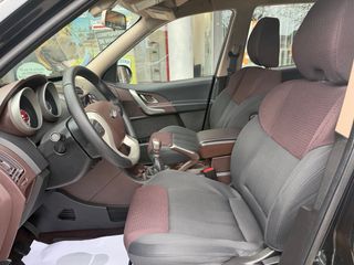 Mahindra XUV 500 2014