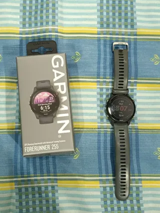 Reloj Garmin Forerunner 255 Gris/Negro