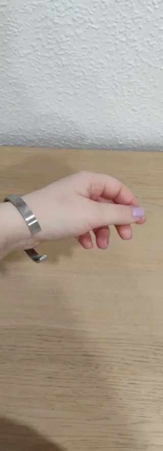 Pulsera de acero plateada