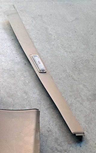 Placa de techo trasera Nissan Terrano II.