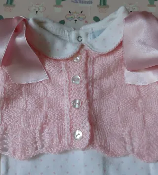 Chaqueta, capota body y cubrepañal talla 3 meses
