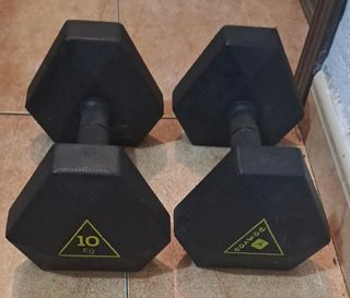 PESAS 2 MANCUERNAS DE 10KG CAUCHO DOMYOS