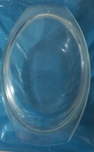 Fuente de cristal con tapadera ovalada