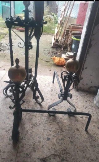 Juego de chimenea y morillos