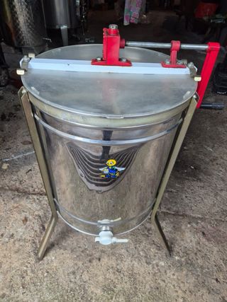 Extractor de miel 4 cuadros