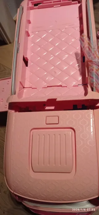 Camper Barbie rosa