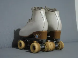 Edea Brio 240 (36) Pattini a rotelle