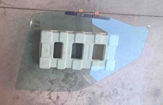 Cristal ventanilla conductor Nissan Terrano II.