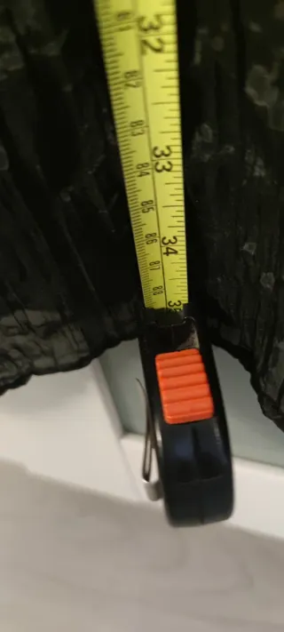 Falda negra efecto arrugado talla única