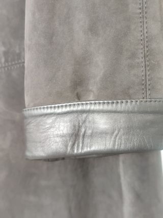 Abrigo de auténtica piel bovina