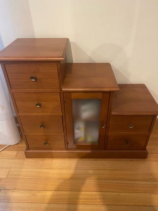 Mueble auxiliar madera con cristal