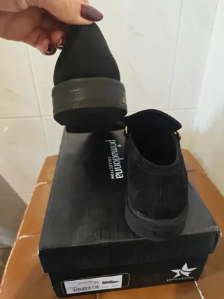 Mocassini Primadonna Nabuk Nero con Catena Oro