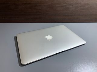 MacBook Air Core i5