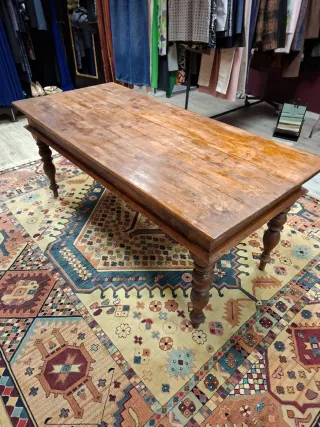 Scrivania in legno massello