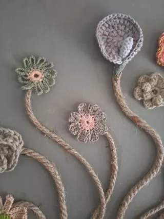 Cuadro rústico flores crochet tela y yute