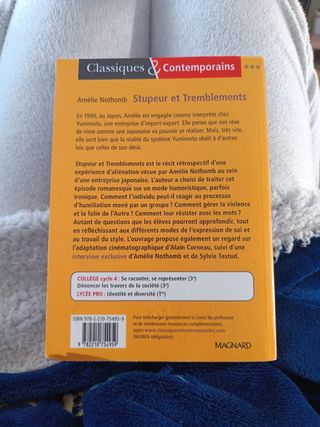 Libro Stupeur et tremblements d'A. Nothomb - Class