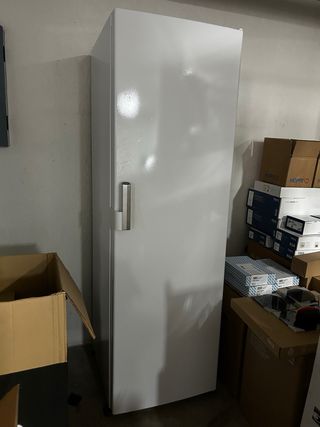 Congelador vertical Balay blanco 3GFF563WE