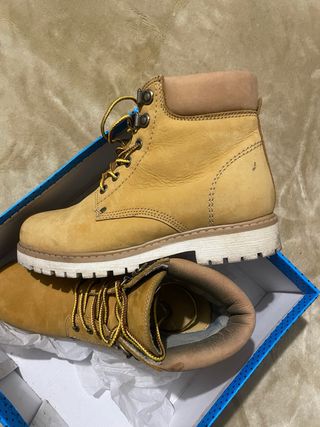Botas Timberland Marrones y Amarillas