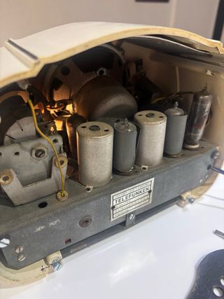 Radio Telefunken Cariño Beige Válvulas