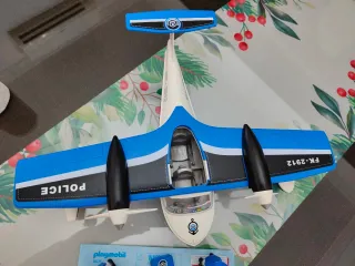 Playmobil Policía Hidroavión y Figuras