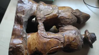 Antica scultura in legno coppia seduta