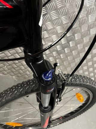 Bicicleta Specialized Hotrock 24