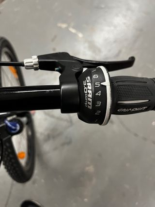 Bicicleta Specialized Hotrock 24