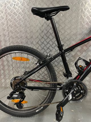 Bicicleta Specialized Hotrock 24